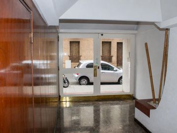 Depto Monoambiente Alquiler Almagro con balcon