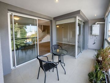DEPARTAMENTO VENTA ADROGUE 5 AMB EN DOS PLANTAS