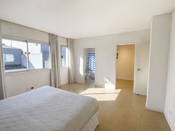 DEPARTAMENTO VENTA ADROGUE 5 AMB EN DOS PLANTAS
