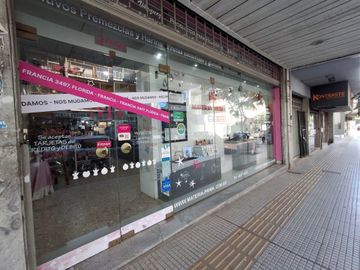 Alquiler Local 102m² Cubiertos + Patio en Florida