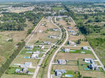 Venta terreno barrio privado Las Calandrias