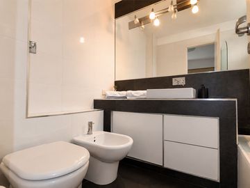 Venta dpto. 4 ambientes balcón dependencia Palermo