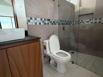 CASA EN VENTA EN BOSQUES VALLARTA