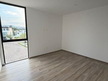 CASA EN VENTA EN BOSQUES VALLARTA