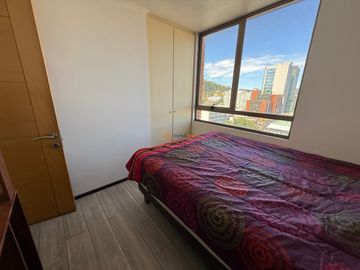 Departamento en arriendo c/ estacionamiento en Centro de Concepción