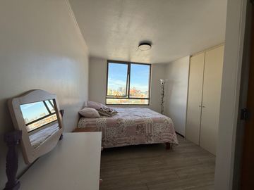 Departamento en arriendo c/ estacionamiento en Centro de Concepción