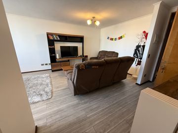 Departamento en arriendo c/ estacionamiento en Centro de Concepción