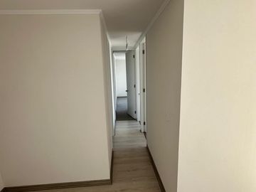 Departamento en arriendo c/ estacionamiento en Plaza de Armas de San Bernardo