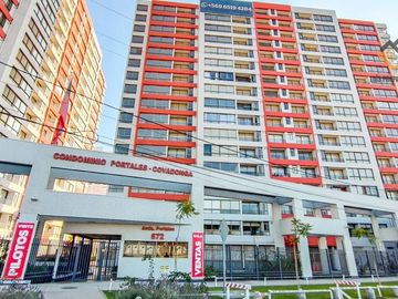 Departamento en arriendo c/ estacionamiento en Plaza de Armas de San Bernardo