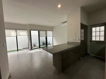 Casa en renta en Estanza, Monterrey, Nuevo León