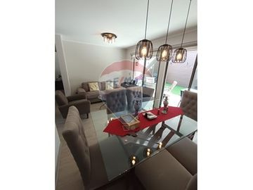 Casa Moderna y Segura en Buin, Ideal para Familias