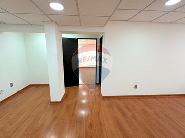 Oficina Remodelada Ubicación estratégica