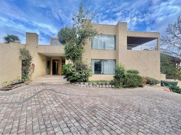 Arriendo casa Las Condes San Carlos