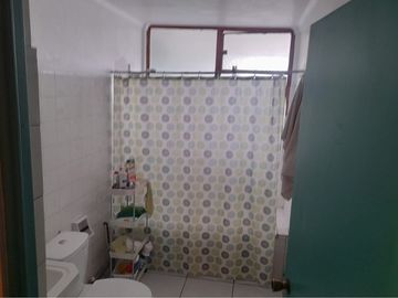 Se vende céntrica casa en Cerro Los Placeres