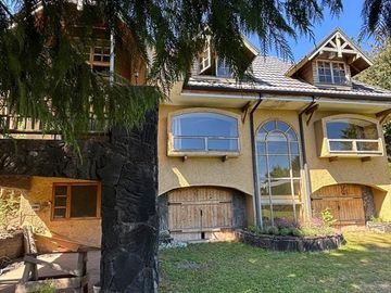 Gran casa familiar en  Villarrica