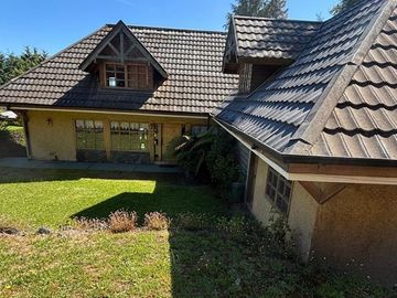 Gran casa familiar en  Villarrica