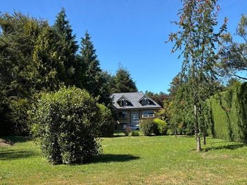 Gran casa familiar en  Villarrica