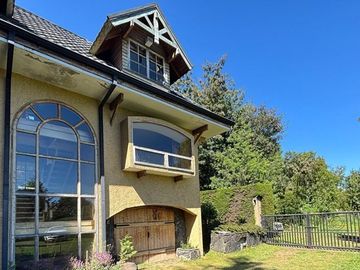 Gran casa familiar en  Villarrica