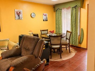 Acogedora Casa en Estación Central