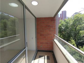 APARTAMENTO EN ARRIENDO EN EL POBLADO