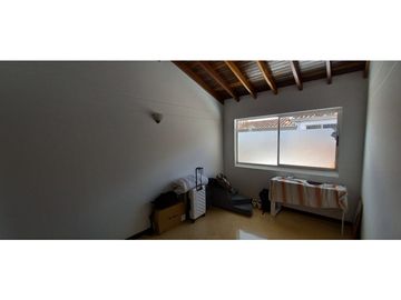APARTAMENTO EN ARRIENDO EN