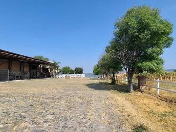 Espectacular Rancho en Venta en Cajititlan Jal. 15 Hectareas