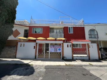 Casa en Circunvalación y Alcalde, Tránsito