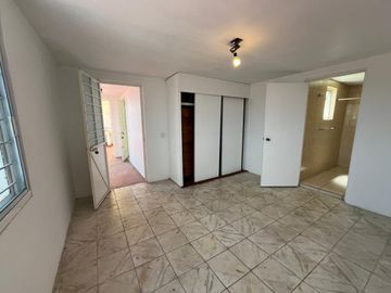 Casa en Circunvalación y Alcalde, Tránsito