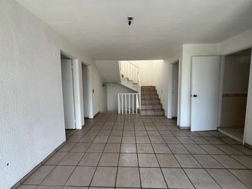 Casa en Circunvalación y Alcalde, Tránsito