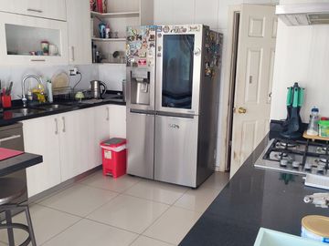 CASA EN VENTA EN SECTOR RESIDENCIAL DE CHIGUAYANTE