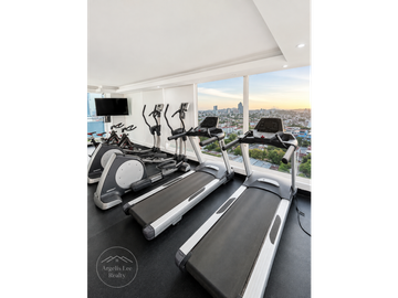 ALQUILER PH COSMPOLITAN TOWER 12 OCTUBRE