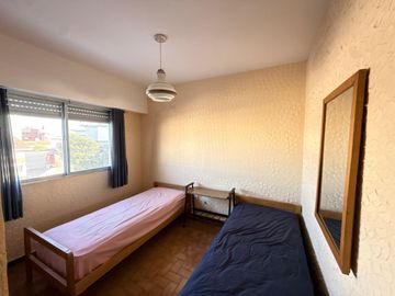 Departamento en venta c/ cochera en Zona Sur