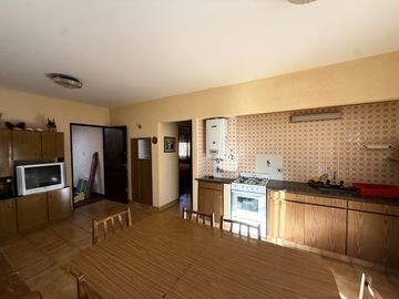 Departamento en venta c/ cochera en Zona Sur