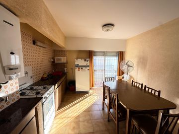 Departamento en venta c/ cochera en Zona Sur