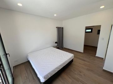 VENTA CASA  LAS GOLONDRINAS GOLF  LUJAN