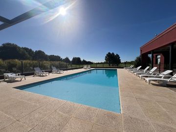 VENTA CASA  LAS GOLONDRINAS GOLF  LUJAN