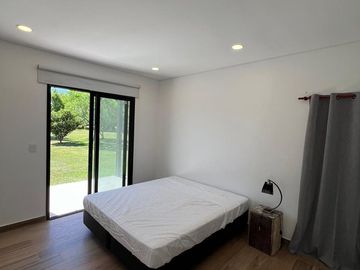 VENTA CASA  LAS GOLONDRINAS GOLF  LUJAN