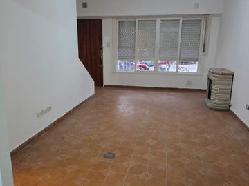 Alquilo Duplex 4 Ambientes Villa Tesei