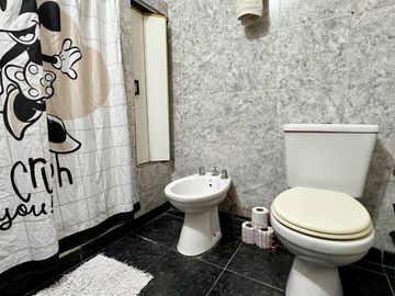 CASA 5 AMBIENTES VENTA EN RAFAEL CALZADA
