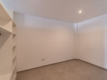 VENTA DPTO MONOAMBIENTE C/BALCON - V. DEL PARQUE