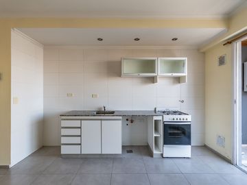 VENTA DPTO MONOAMBIENTE C/BALCON - V. DEL PARQUE