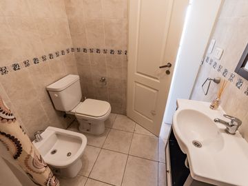 VENTA DPTO MONOAMBIENTE C/BALCON - V. DEL PARQUE