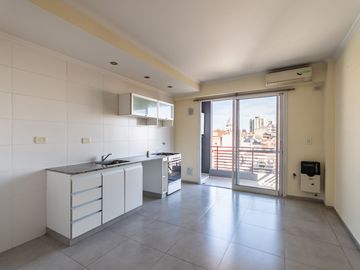 VENTA DPTO MONOAMBIENTE C/BALCON - V. DEL PARQUE