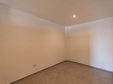 VENTA DPTO MONOAMBIENTE C/BALCON - V. DEL PARQUE