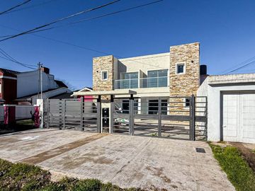 CASA EN PH 3 AMBIENTES A ESTRENAR PUNTA MOGOTES