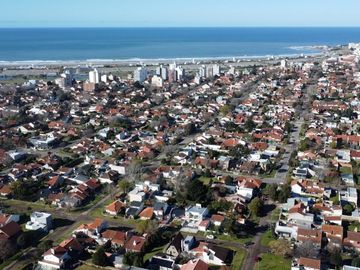 CASA EN PH 3 AMBIENTES A ESTRENAR PUNTA MOGOTES