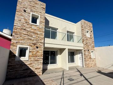 CASA EN PH 3 AMBIENTES A ESTRENAR PUNTA MOGOTES