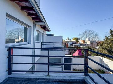 CASA EN PH 3 AMBIENTES A ESTRENAR PUNTA MOGOTES