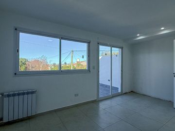 CASA EN PH 3 AMBIENTES A ESTRENAR PUNTA MOGOTES