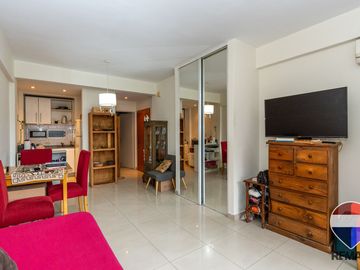 VENTA LUMINOSO MONOAMBIENTE CON BALCÓN EN PALERMO